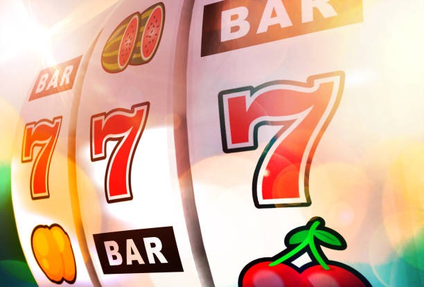 ekor main mobile app interface showing slot games and live casino options